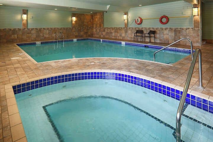 Pool 31 of 37